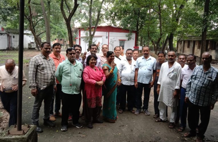 राष्ट्रीय बचत अभिकर्ता संघ के अध्यक्ष नरसिंह व सचिव बने राजेश 