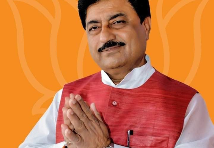 सरकार की नीति का विरोध : पूर्व सांसद रविंद्र पांडे ने 1932 के खतियान आधारित स्थानीय नीति का किया विरोध, कहा—झारखंड के मूल निवासियों के साथ धोखा व छलावा 