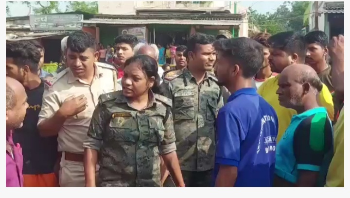 सड़क हादसे में 30 वर्षीय दीपक की मौत