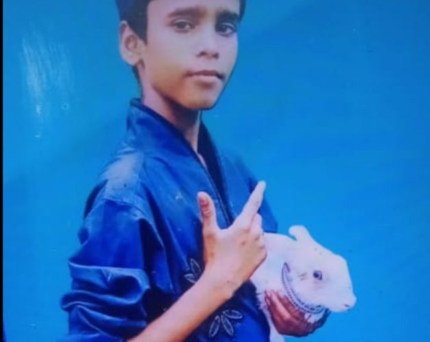 लापता : पीड़ित पिता ने पुत्र के लापता होने का थाने में दिया आवेदन, रेहान को ढूंढने के लिए परिजन भटक रहे हैं दर-दर