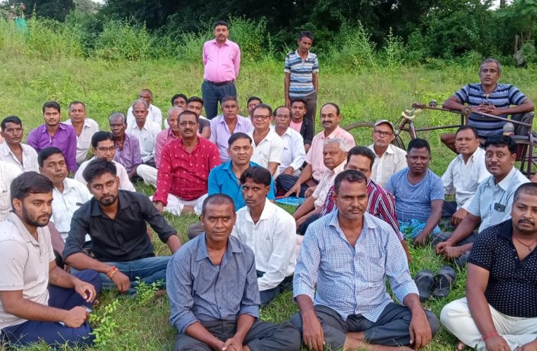 बीएसएल के प्रस्तावित औद्योगिक कारिडोर निर्माण का भतुआ के ग्रामीण करेंगे विरोध