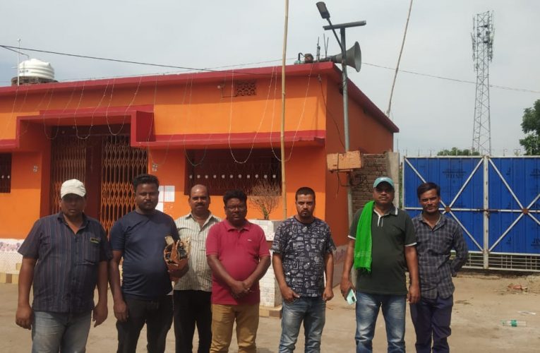 रैयत विस्थापित मोर्चा के जारंगडीह शाखा अध्यक्ष का प्रयास लाया रंग, खेतको पंचायत में सीसीएल सीएसआर मद से लगे लाइट