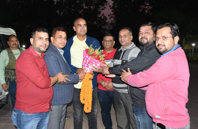 विधायक विनोद को वेलफेयर एसोसिएशन ने किया स्वागत
