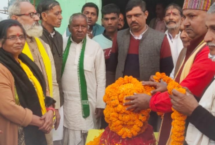 ऐलान: रेजांगला के वीर शहीदों का कलश पहुँचा बोकारो, श्रद्धांजलि सभा में वक्ताओं ने कहा—सरकार पुनः अहीर रेजिमेंट का करे गठन, नहीं तो लड़ाई होगी और तेज 