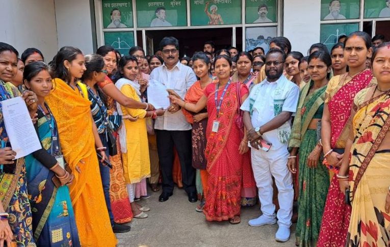 Bokaro Tejasvini Yojana: तेजस्विनी परियोजना की अवधि विस्तार नहीं होने से 10 हजार कर्मी हो जाएंगे बेरोजगार