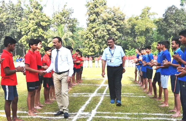 kho kho competition in DAV : डीएवी स्कूल में खो-खो प्रतियोगिता का आयोजन, बालिका में हंसराज-श्रद्धानंद व बालक में दयानंद सदन ‌विजेता