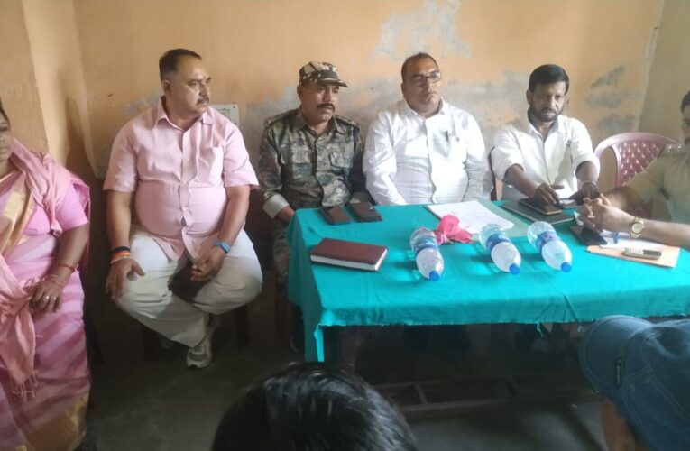 Bokaro: दुर्गा पूजा को लेकर बोकारो जिले के गोमिया थाना और आईईएल थाना में शांति समिति की हुई बैठक। दुर्गापूजा में हुड़दंगियों पर रहेगी प्रशासन की नजर, अफवाह पर न दें ध्यान।