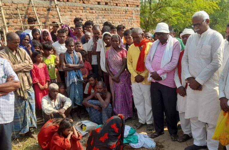 Patna: पुलिस द्वारा मां की पिटाई के दौरान ढाई वर्षीय बच्ची को गहरी चोट लगने से मौत, दोषियों पर कड़ी कारवाई की मांग