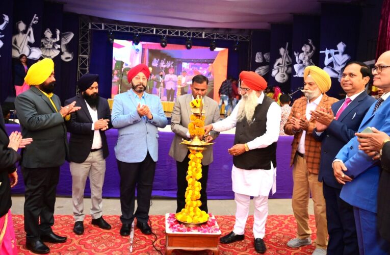 GGPS Sector 5: जीजीपीएस में इंटर जीजीपीएस साहित्यिक, सांस्कृतिक व खेल प्रतियोगिता का आयोजन, बच्चों ने मोहा मन