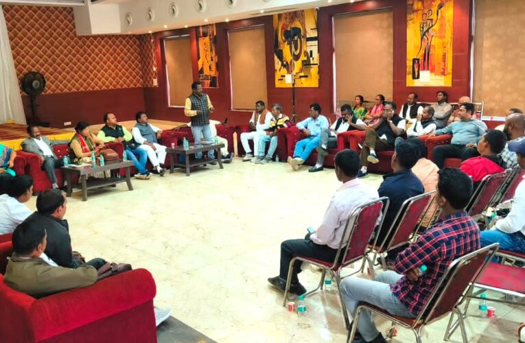 Ranchi: भाजपा-आरएसएस आदिवासियों के सभी संवैधानिक अधिकारों को खत्म करने पर है तुली
