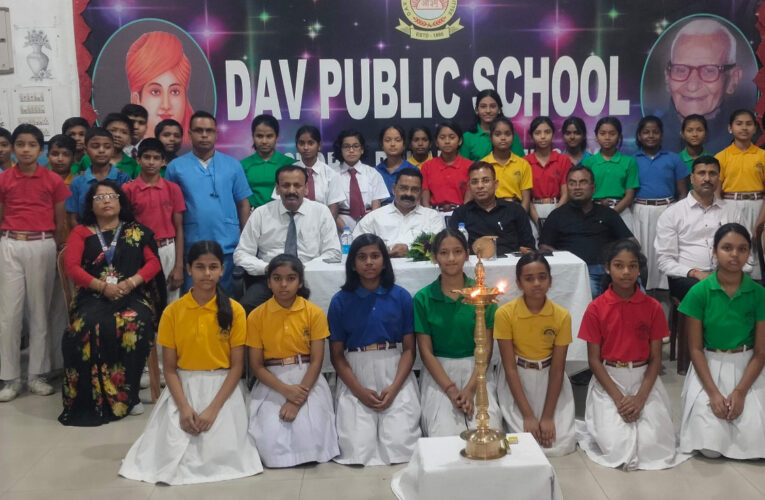 World Health Day in DAV: प्राइवेट हॉस्पिटल वेलफेयर एसो. के सहयोग से डीएवी सेक्टर 6 में विश्व स्वास्थ्य दिवस का आयोजन, डॉ रणधीर ने कहा–तनाव हर बीमारी का प्रमुख कारण