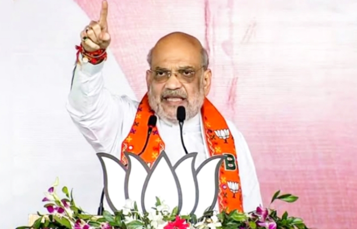 Jharkhand Election Meeting of Amit Shah : अमित शाह ने इंडिया गठबंधन पर जमकर साधा निशाना, कहा—झारखंड में घुसपैठियों का समय अब खत्म होने वाला है 