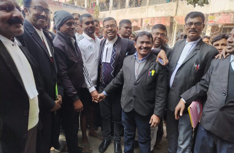 Bokaro News: डुमरी विधायक से जनहित में चंद्रपुरा, दुगदा, जारीडीह को बोकारो कोर्ट से जोड़ने की मांग