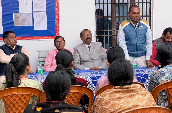 Aurangabad News: हसपुरा प्रखंड मुख्यालय स्थित आनंद संगीत महाविद्यालय में सम्मान समारोह आयोजित, अवकाश प्राप्त BEO अशोक कुमार को किया सम्मानित  