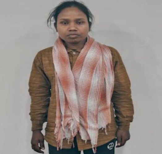 Bokaro Female Naxal Surrender: महिला नक्सली सुनीता ने किया आत्मसमर्पण, 21 अप्रैल को नक्सली के खिलाफ चलाए गये अभियान के दौरान मुठभेड स्थल से भाग निकली थी