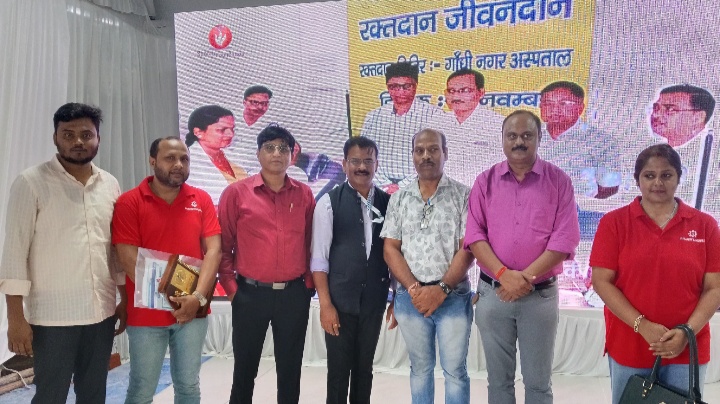 Ranchi News: रांची में आयोजित कार्यक्रम में राज्य के रक्त वीरों व रक्तदान संस्थाओं को किया गया सम्मानित, मंत्री राधाकृष्ण किशोर ने कहा—रक्तदान से बड़ा कोई दान नहीं 