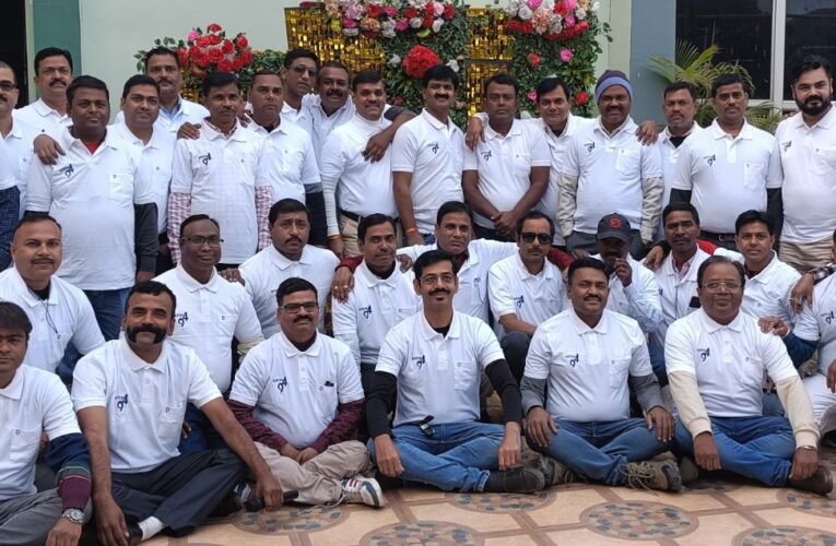 Alumni 1994 Milan Samaroh: बीएसएल प्लस टू सेक्टर 6 उवि के 1994 बैच के पूर्ववर्ती छात्र ने किया दूसरा मिलन समारोह का आयोजन कर हुए भावुक