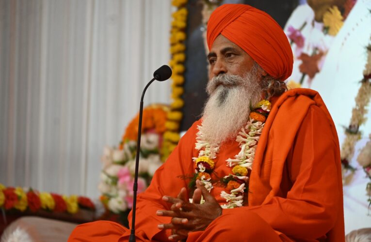 Anand Marg Dharm Maha Sammelan 2025: आचार्य विश्वदेवानंद ने कहा—मन के तमोगुण के प्रभाव को कम करने के लिए कीर्तन बहुत जरूरी है, मन को बनाता है निर्मल 