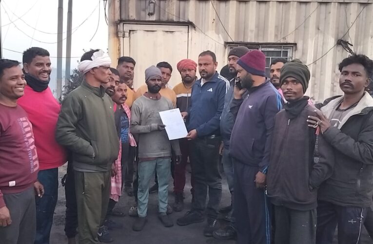 Bermo News: एकेकेओसीपी में आउटसोर्सिंग कंपनी में कार्यरत नरेश तांती की मौत, साढ़े सात लाख मुआवजा व नियुक्ति के बाद उठा शव